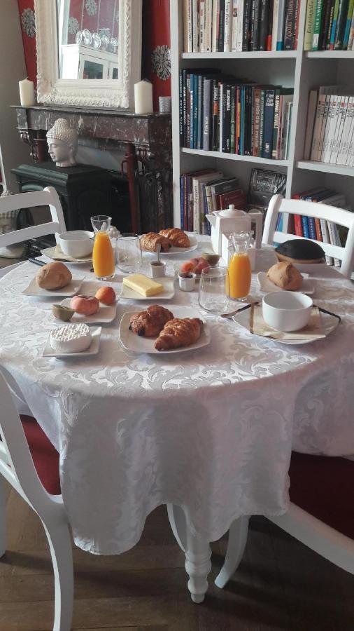 Chaniers Chambres D'Hotes Dans Maison De Maitre المظهر الخارجي الصورة